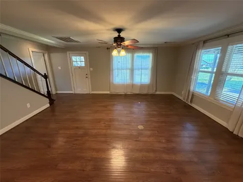 1514 Avenue F Danbury TX 77534