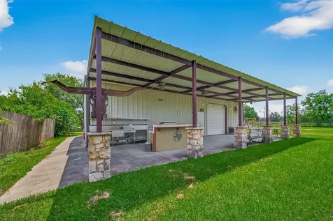 1030 Ginger Street Santa Fe TX 77517