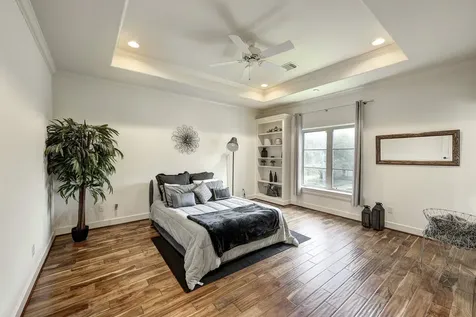 110 Ferndale Street Bellaire TX 77401