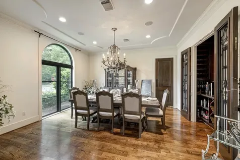 110 Ferndale Street Bellaire TX 77401
