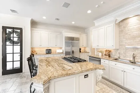 110 Ferndale Street Bellaire TX 77401
