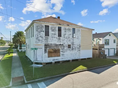 2927 Avenue Q Galveston TX 77550