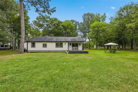 96 Road 3802 Cleveland TX 77328