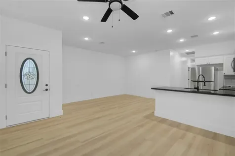 8412 Sunnyhill Street Houston TX 77088