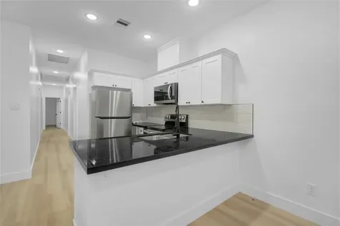 8412 Sunnyhill Street Houston TX 77088
