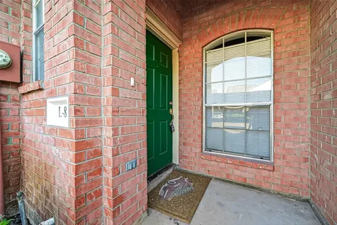 2710 Grants Lake Boulevard L8 Sugar Land TX 77479