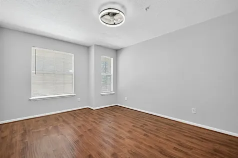 2710 Grants Lake Boulevard L8 Sugar Land TX 77479
