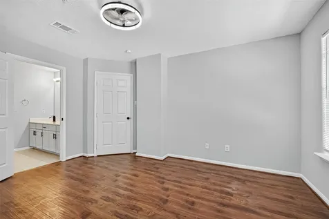 2710 Grants Lake Boulevard L8 Sugar Land TX 77479