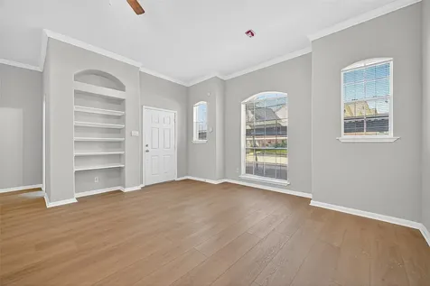 2710 Grants Lake Boulevard L8 Sugar Land TX 77479
