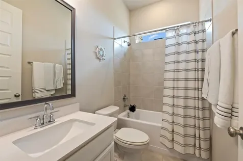 614 Sandy Bay Lane Kemah TX 77565