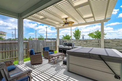 614 Sandy Bay Lane Kemah TX 77565