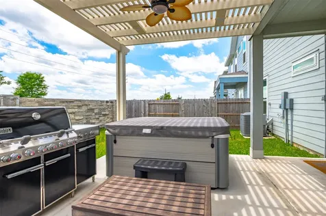 614 Sandy Bay Lane Kemah TX 77565
