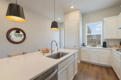 614 Sandy Bay Lane Kemah TX 77565