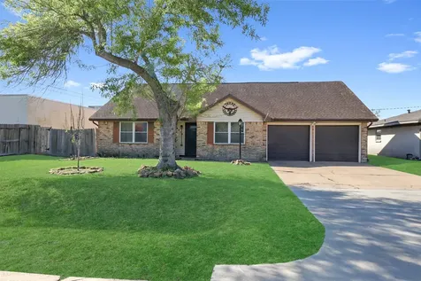 2818 Spa Drive Deer Park TX 77536