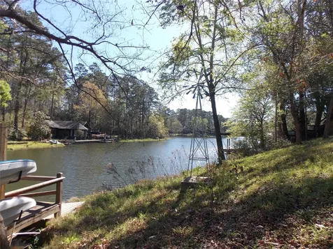 400 Driftwood Drive Goodrich TX 77335