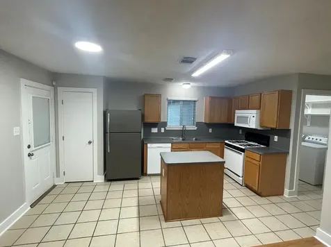 906 Yacht Court Crosby TX 77532