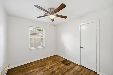 2409 Estate Drive Deer Park TX 77536