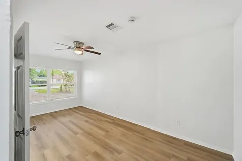 2409 Estate Drive Deer Park TX 77536