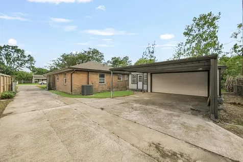 2409 Estate Drive Deer Park TX 77536