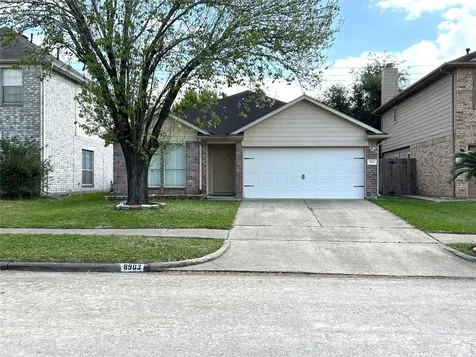 8903 Aspen Place Drive Houston TX 77071