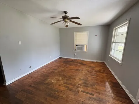 406 Omega El Campo TX 77437
