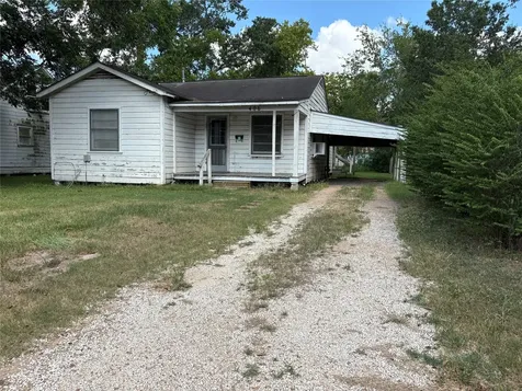 406 Omega El Campo TX 77437