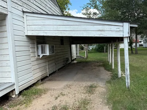 406 Omega El Campo TX 77437