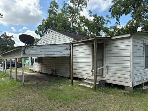 406 Omega El Campo TX 77437