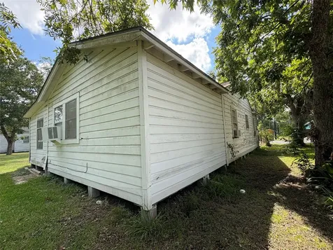 406 Omega El Campo TX 77437