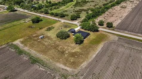 5403 Kunz Road Needville TX 77461