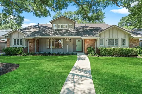 5354 Dumfries Drive Houston TX 77096