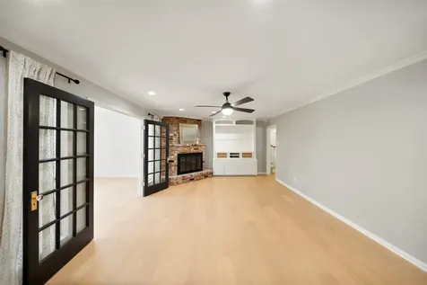 5354 Dumfries Drive Houston TX 77096
