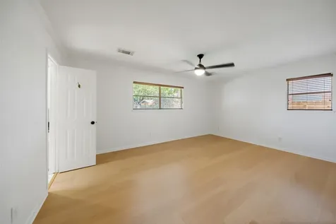 5354 Dumfries Drive Houston TX 77096