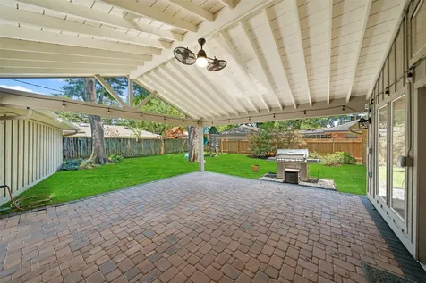 5354 Dumfries Drive Houston TX 77096