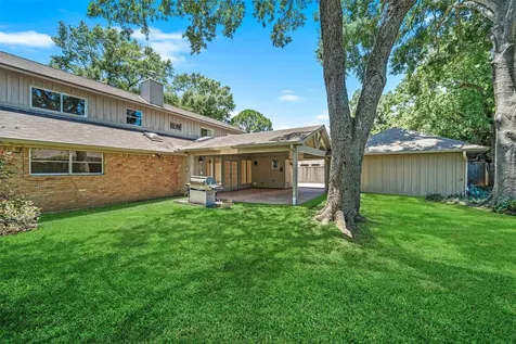 5354 Dumfries Drive Houston TX 77096