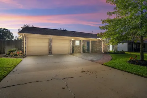 810 Aster Street Katy TX 77493