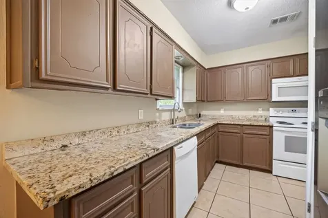 2926 Vance Avenue Texas City TX 77590