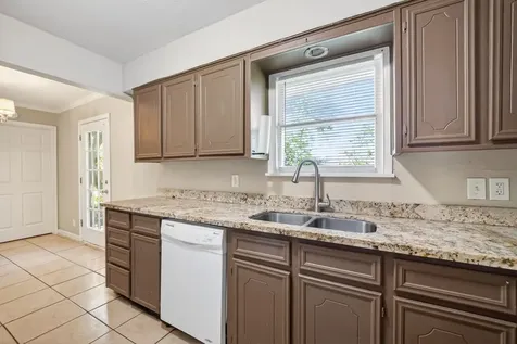 2926 Vance Avenue Texas City TX 77590