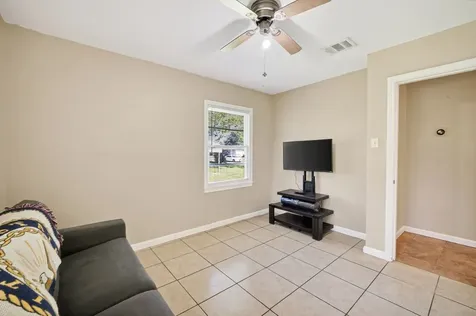 2926 Vance Avenue Texas City TX 77590