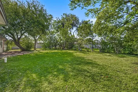 2926 Vance Avenue Texas City TX 77590