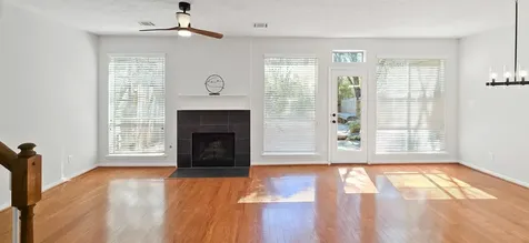 14 Valley Oaks Circle The Woodlands TX 77382