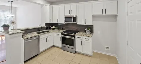 14 Valley Oaks Circle The Woodlands TX 77382