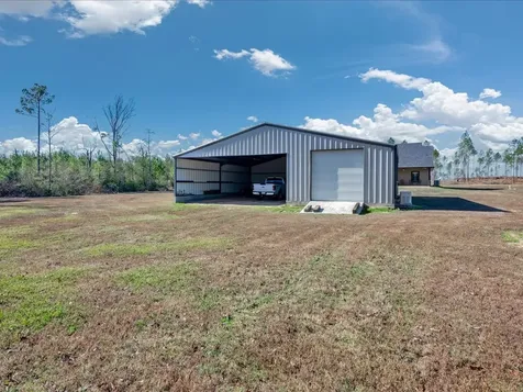 1105 Cc Road Diboll TX 75941