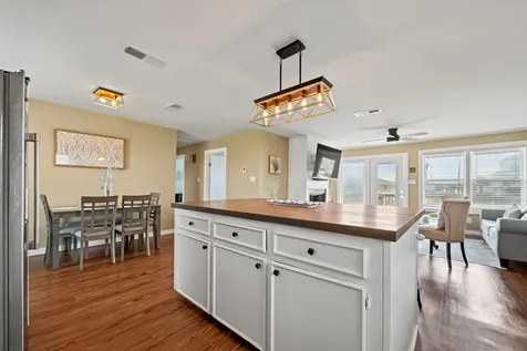 16530 Captain Kidd Road Jamaica Beach TX 77554