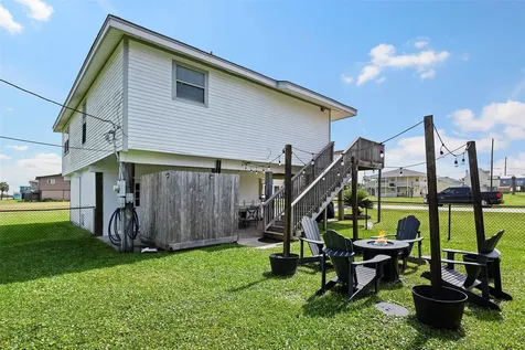 16530 Captain Kidd Road Jamaica Beach TX 77554