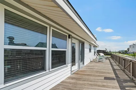 16530 Captain Kidd Road Jamaica Beach TX 77554
