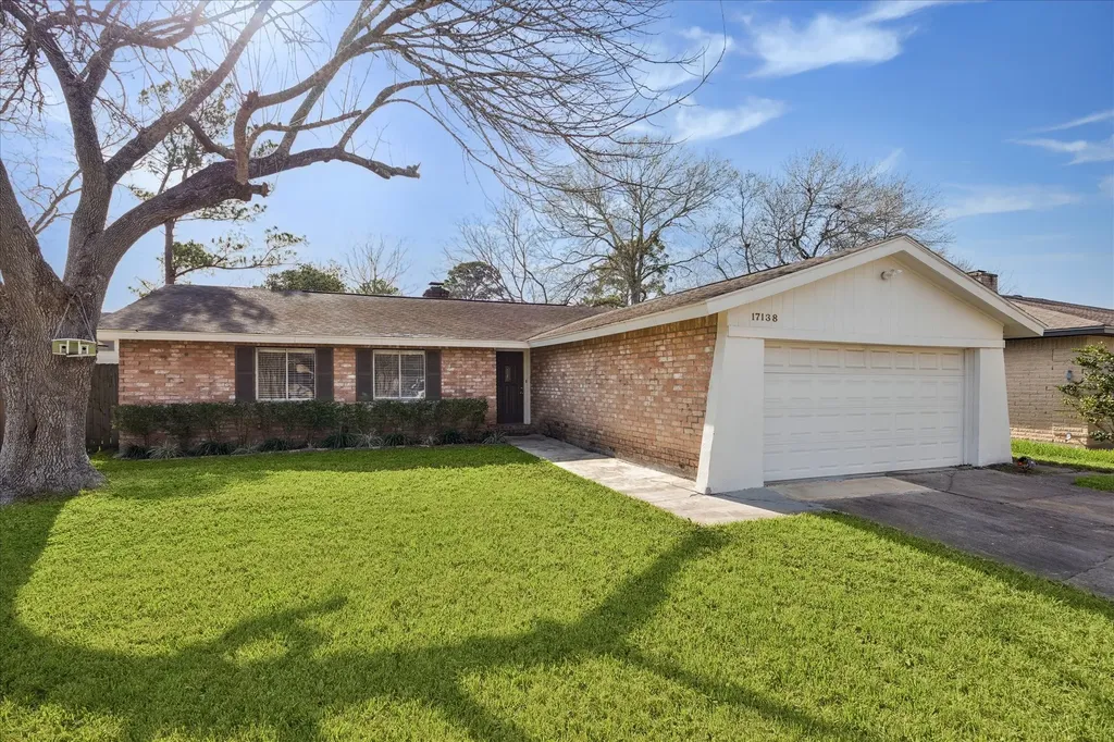 17138 Barcelona Drive Friendswood TX 77546