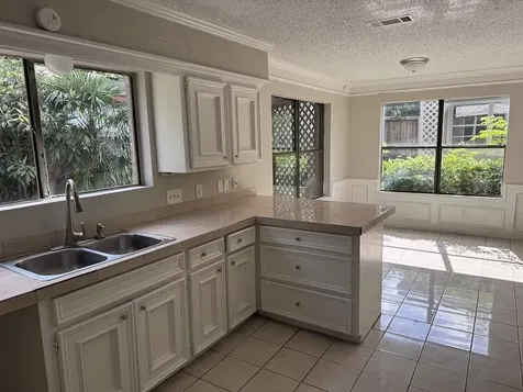 5407 Victoria Drive Rosharon TX 77583