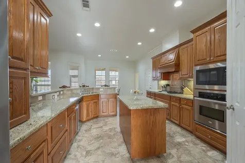 5303 Riviera Court College Station TX 77845