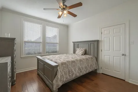 5303 Riviera Court College Station TX 77845